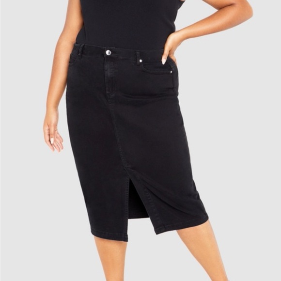 City Chic Dresses & Skirts - NWT City Chic Black Skirt